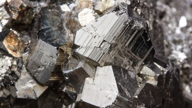 Perowskit-Kristall: Neue Solarenergiequelle