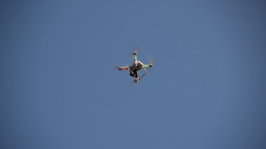 Drohne über AKW Doel in Belgien