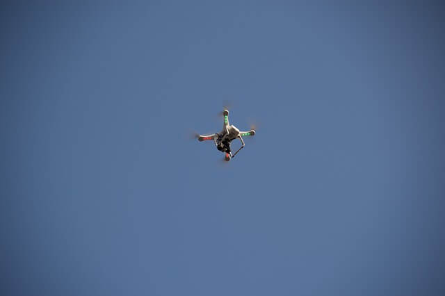 Drohne über AKW Doel in Belgien